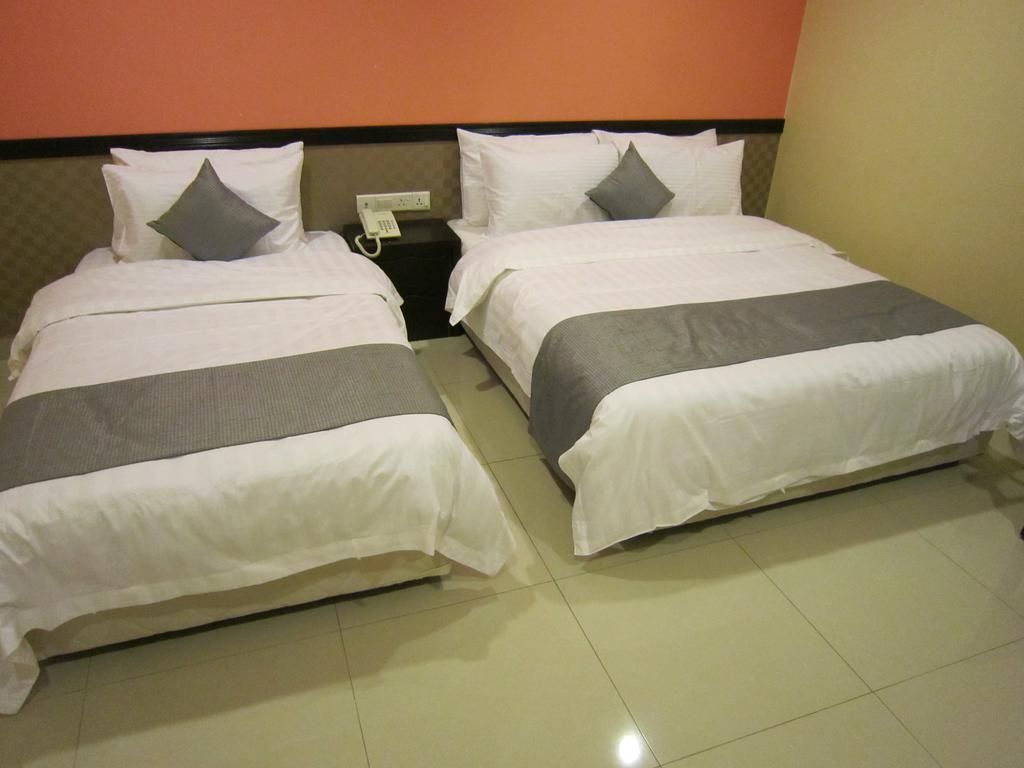 Oyo 151 Twin Hotel Куала-Лумпур Екстер'єр фото