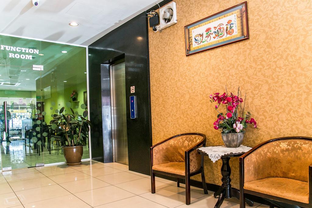Oyo 151 Twin Hotel Куала-Лумпур Екстер'єр фото